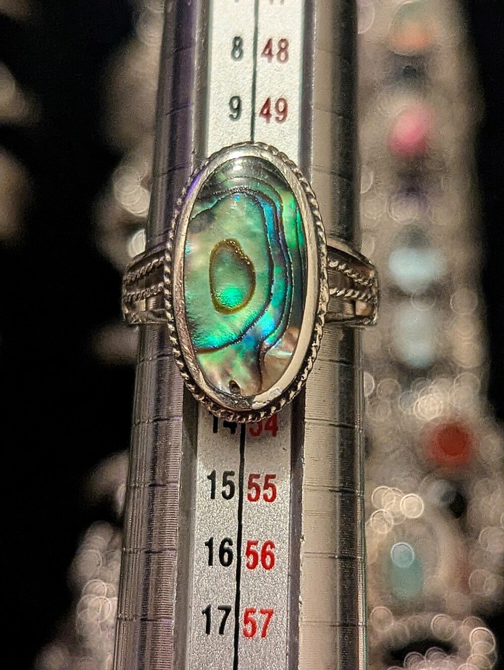 Abalone Shell Oval Sterling Silver Ring in Iridescent Green, Blue, gold, Pink - Picture 3 of 7